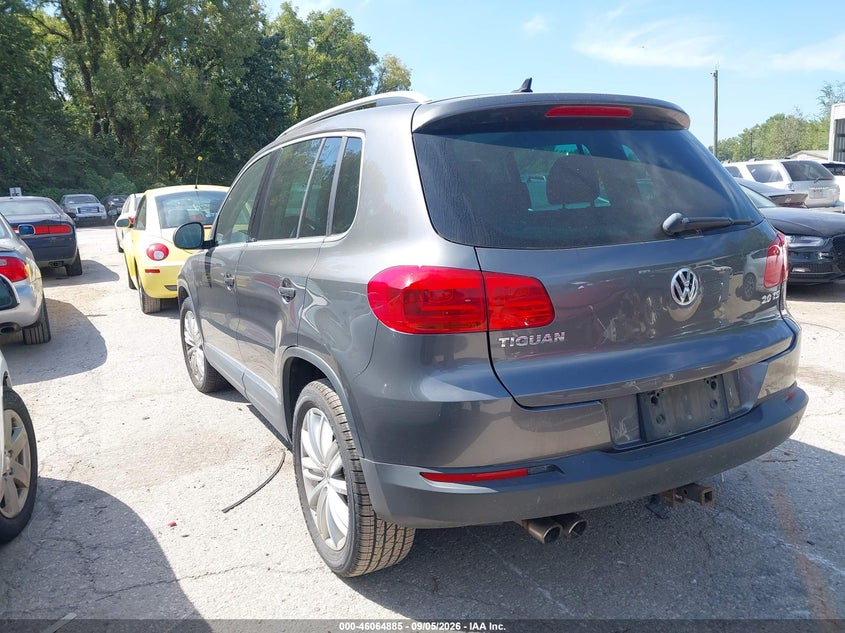 2013 VOLKSWAGEN TIGUAN auction photo 3
