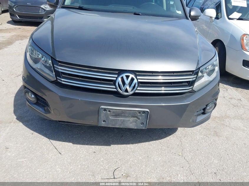 2013 VOLKSWAGEN TIGUAN auction photo 6