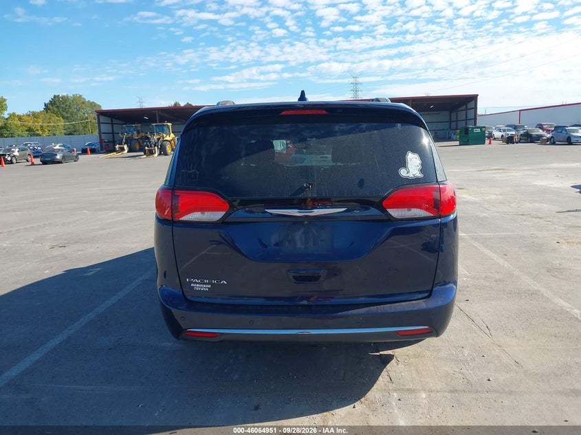 CHRYSLER PACIFICA 2017 VIN 2C4RC1EG8HR782236