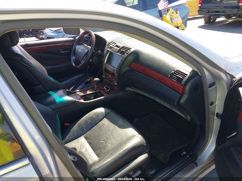 2007 LEXUS LS 460 auction photo 5