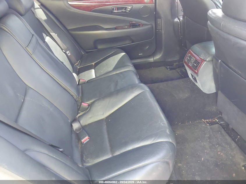 2007 LEXUS LS 460 auction photo 8