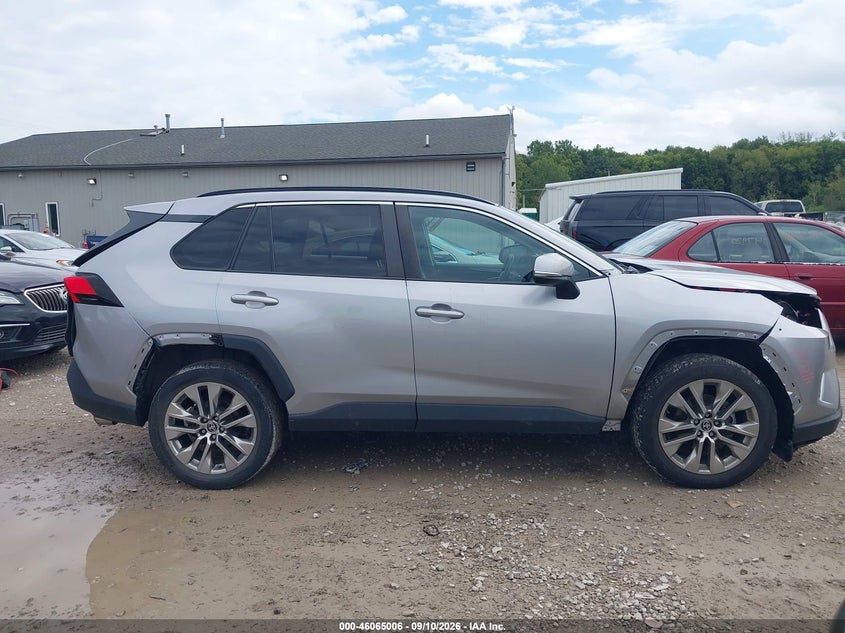 TOYOTA RAV4 - zdjęcie 14