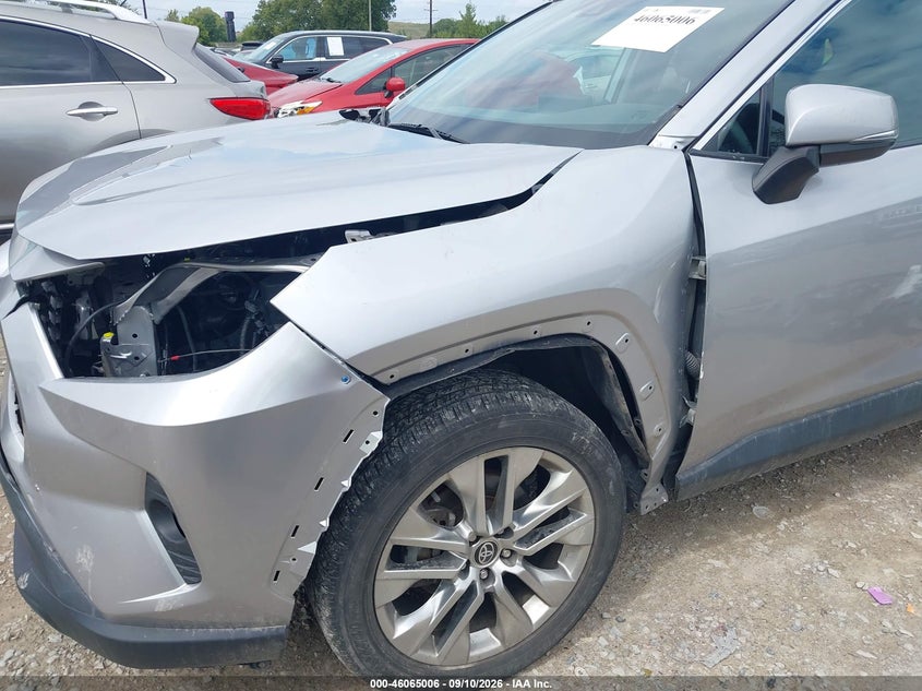 TOYOTA RAV4 - zdjęcie 18