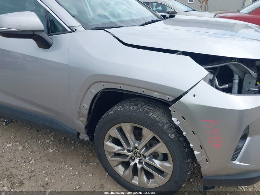 TOYOTA RAV4 - zdjęcie 19