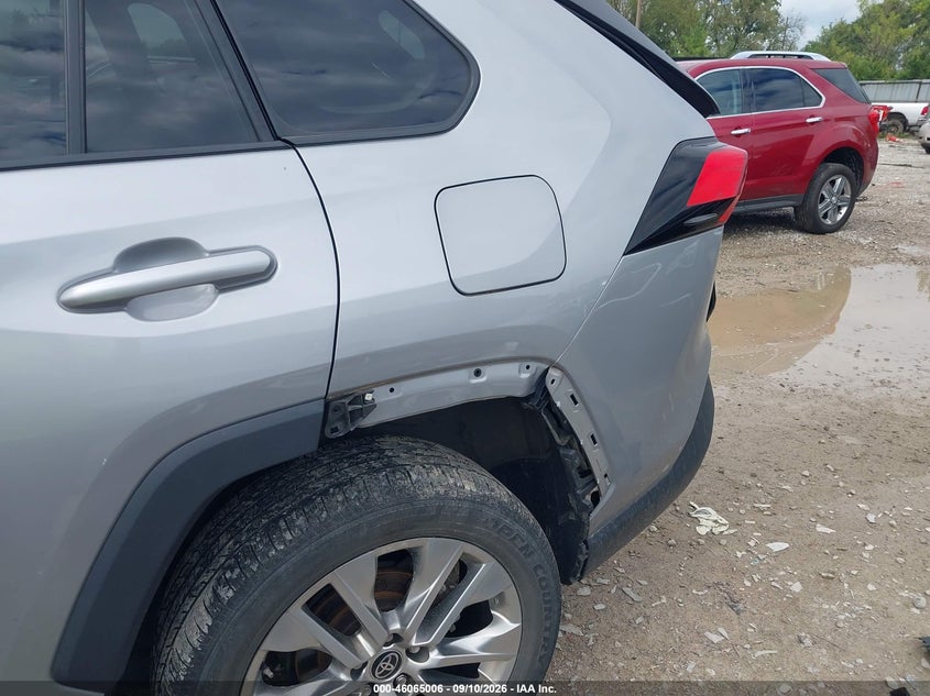 TOYOTA RAV4 - zdjęcie 22