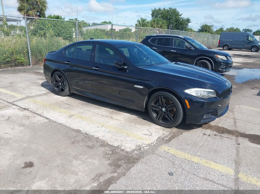 2013 BMW 550I auction photo 1