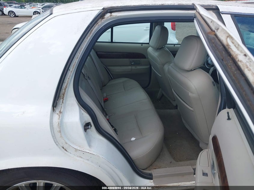 MERCURY GRAND MARQUIS 2010 VIN 2MEBM7FV9AX613437