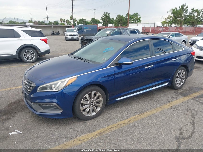 2015 HYUNDAI SONATA auction photo 2