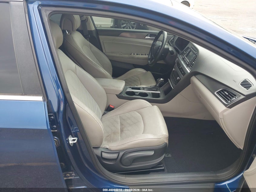 2015 HYUNDAI SONATA auction photo 5