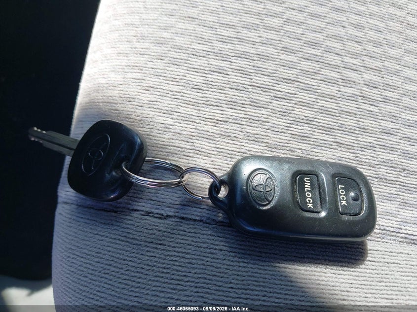 2006 TOYOTA COROLLA SEDAN 1.8L I-4 DOHC, VVT, REGULAR , 126HP