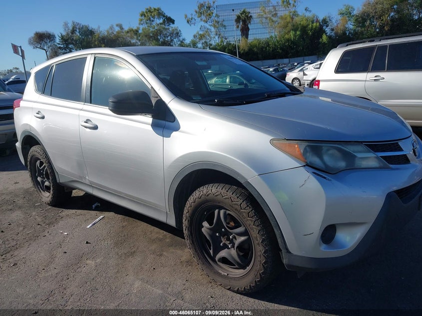2015 TOYOTA RAV4 auction photo 6