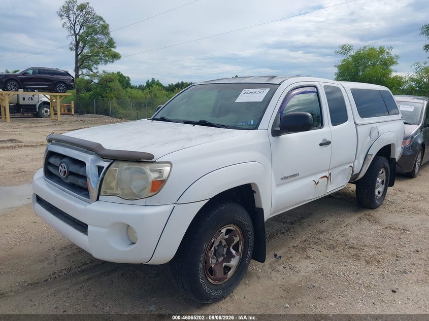 2006 TOYOTA TACOMA auction photo 2