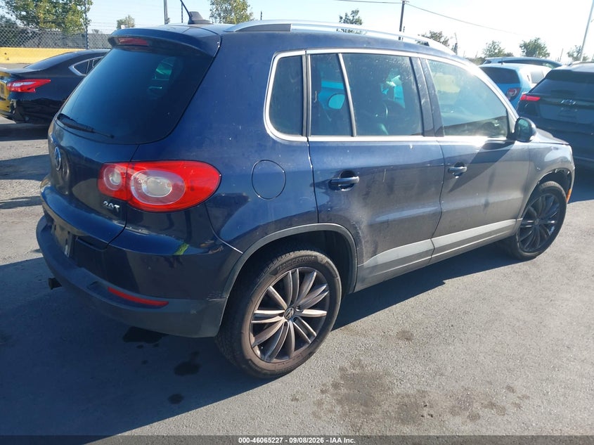 2011 VOLKSWAGEN TIGUAN auction photo 4