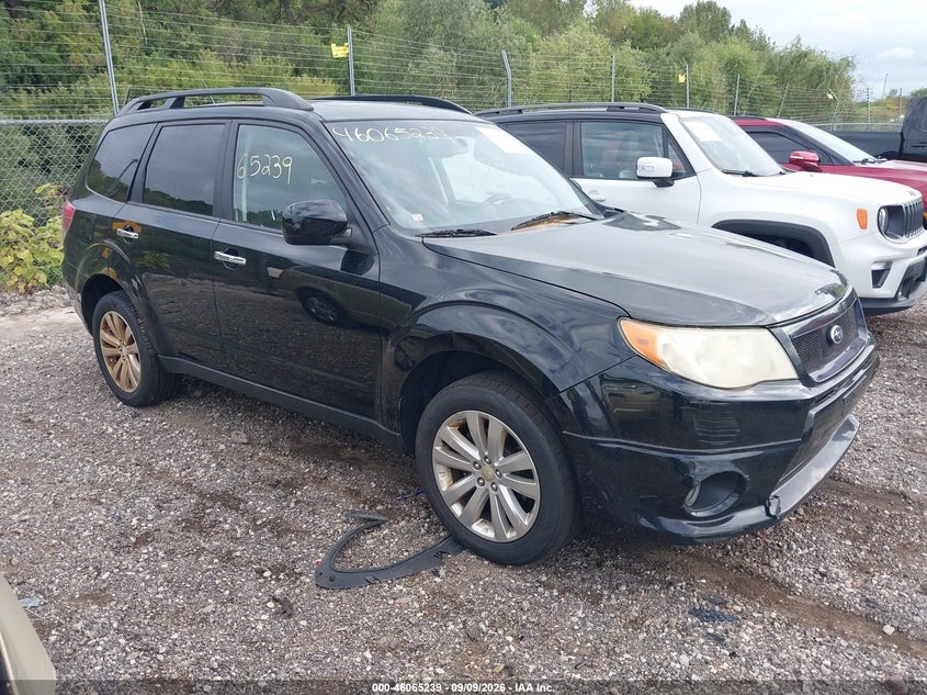 2011 SUBARU FORESTER auction photo 1