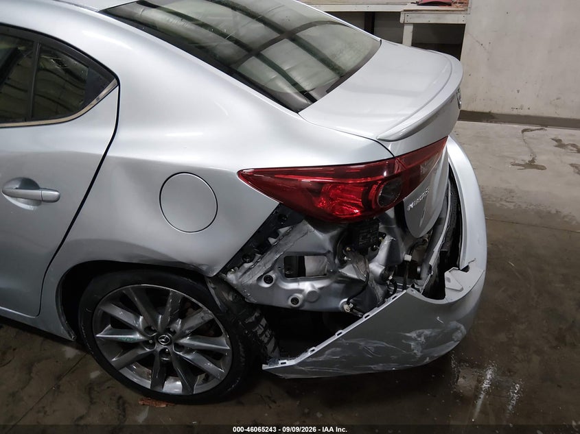 MAZDA MAZDA3 - zdjęcie 17