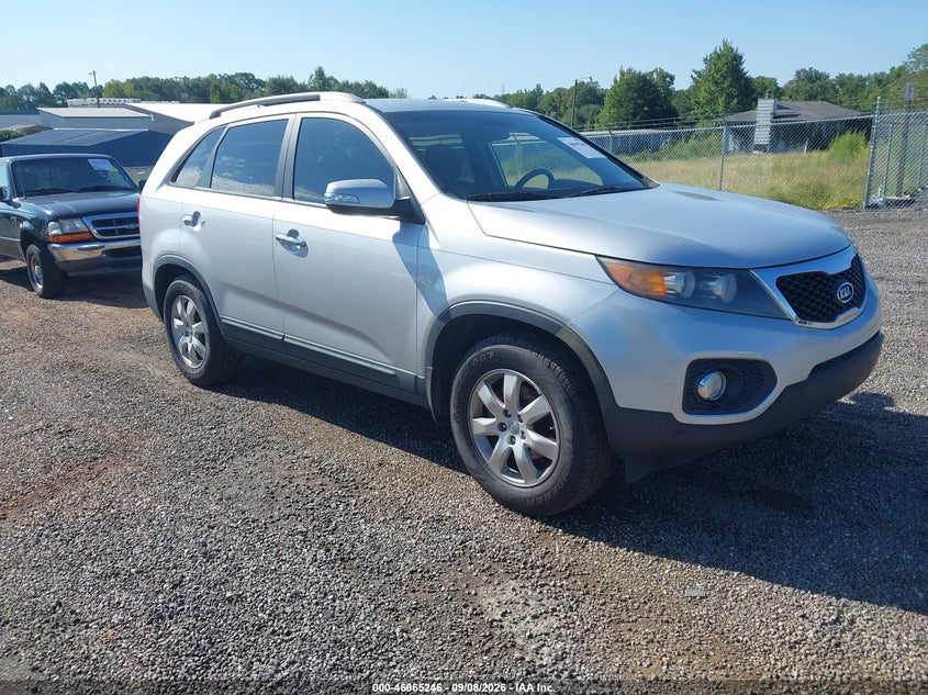 2013 KIA SORENTO auction photo 1