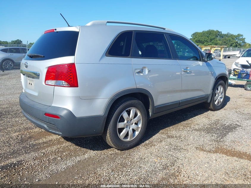 2013 KIA SORENTO auction photo 4