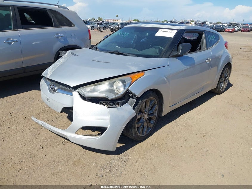 Vin: kmhtc6ad1cu066896, lot: 46564796, hyundai veloster base w/black 20122