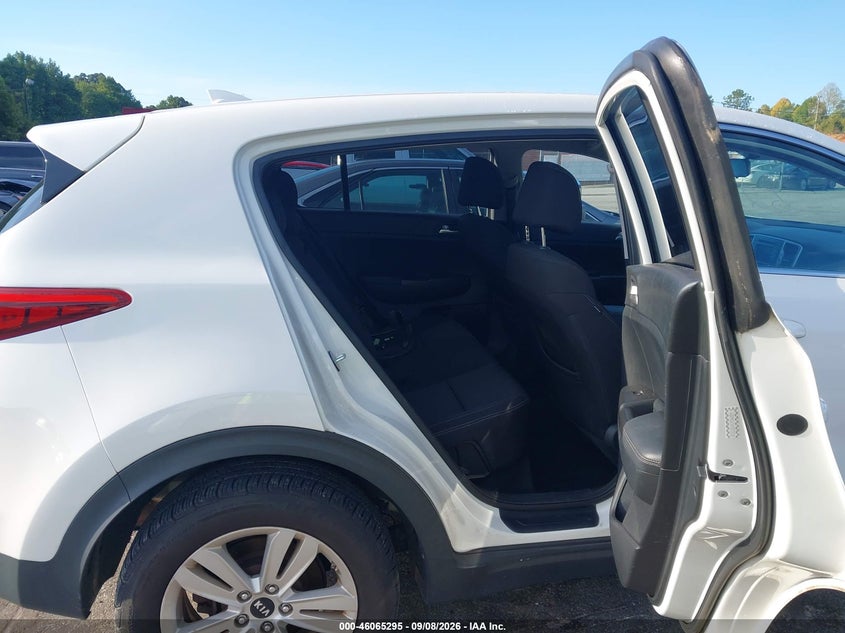 2017 KIA SPORTAGE auction photo 8