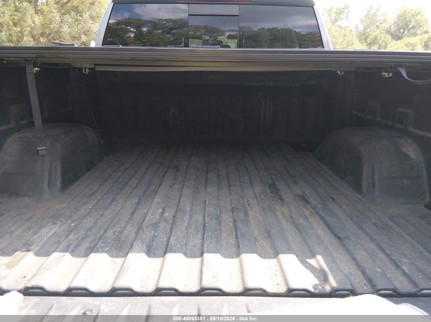 GMC SIERRA 1500 - zdjęcie 18