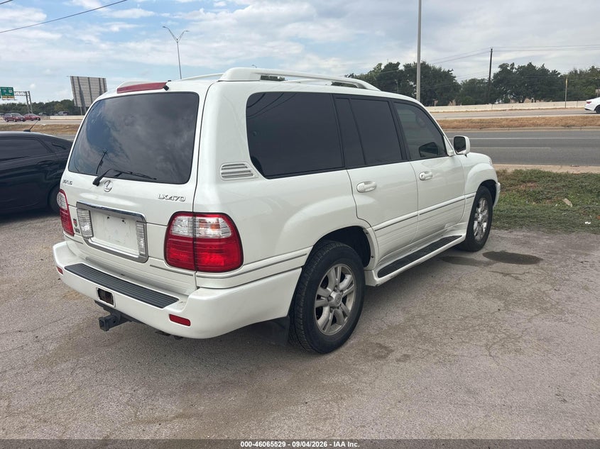 2004 LEXUS LX 470 auction photo 4