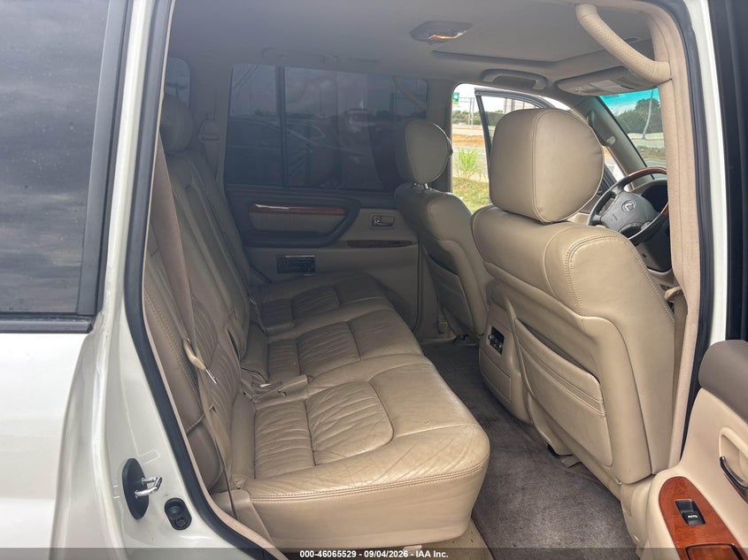 2004 LEXUS LX 470 auction photo 8