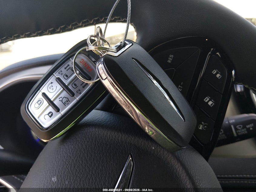 CHRYSLER PACIFICA HYBRID 2023 VIN 2C4RC1S74PR562871