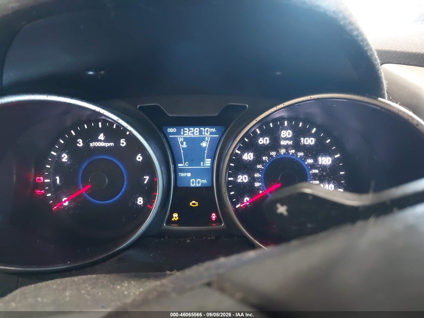 2013 HYUNDAI VELOSTER auction photo 7