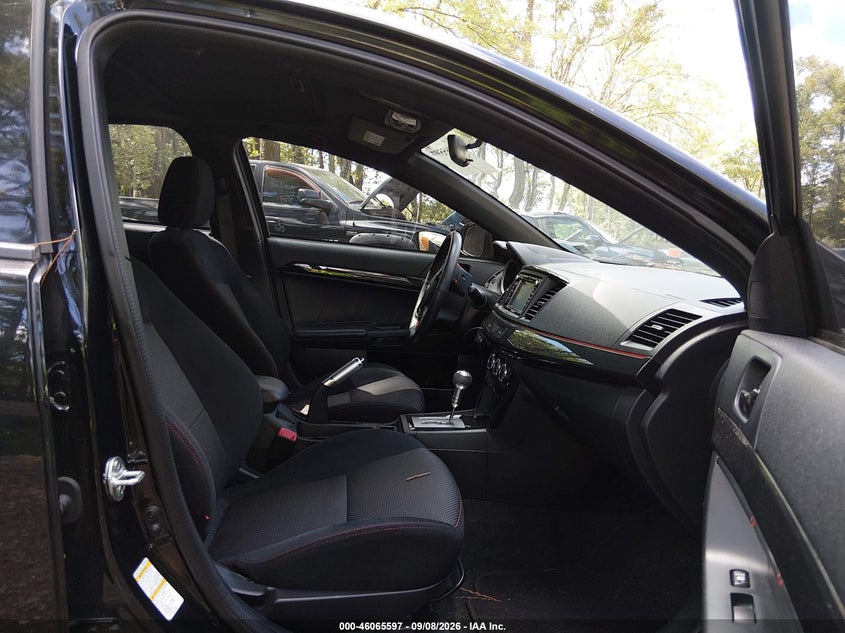 2017 MITSUBISHI LANCER auction photo 5