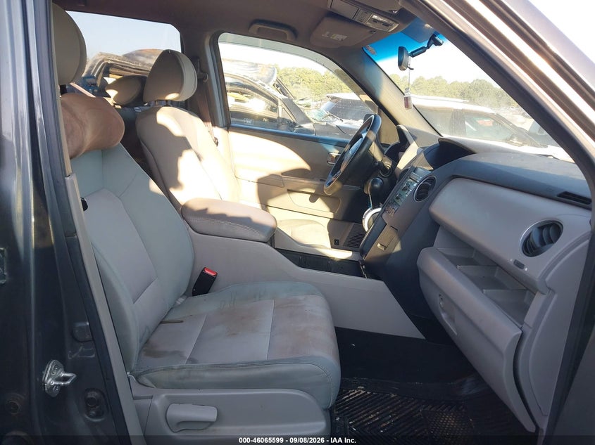 2011 HONDA PILOT auction photo 5