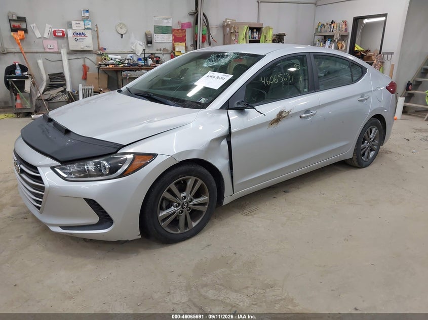 Vin: 5npd84lf2hh162616, lot: 46565218, hyundai elantra se 20172