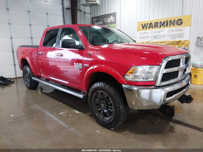 Vin: 3c6tr5dt3fg634239, lot: 46565235, ram 2500 slt 2015 img_1