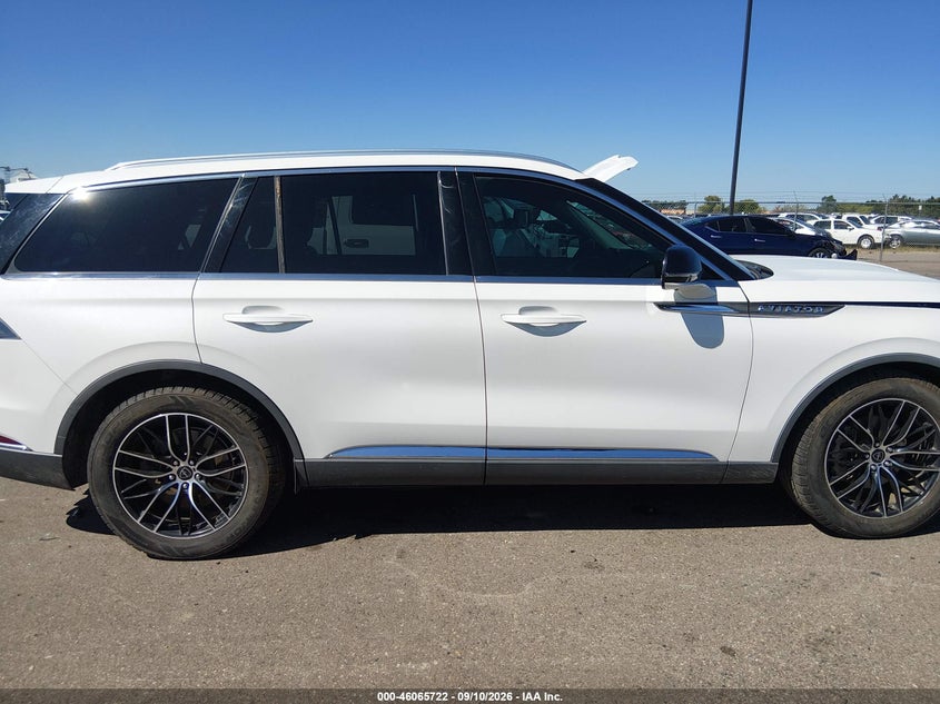 2020 LINCOLN AVIATOR RESERVE · Photo 14