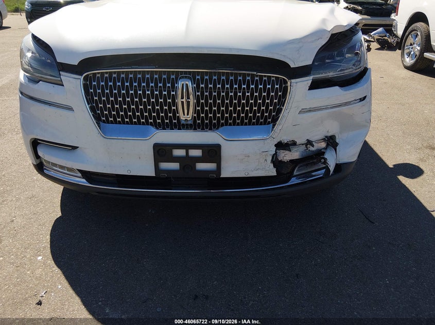 2020 LINCOLN AVIATOR RESERVE · Photo 6