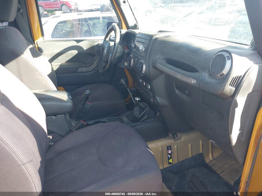 2014 JEEP WRANGLER auction photo 5