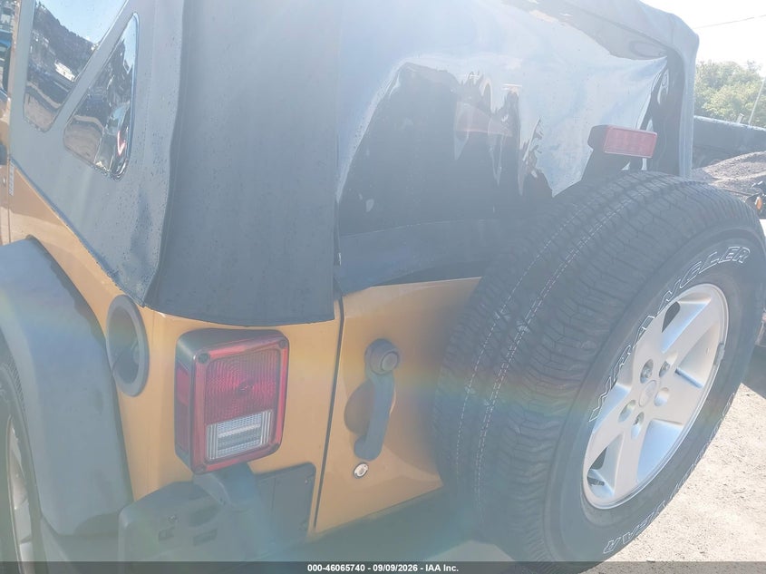 2014 JEEP WRANGLER auction photo 6