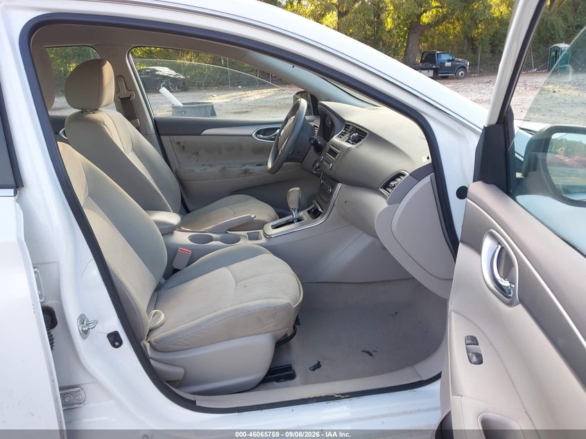 2014 NISSAN SENTRA auction photo 5