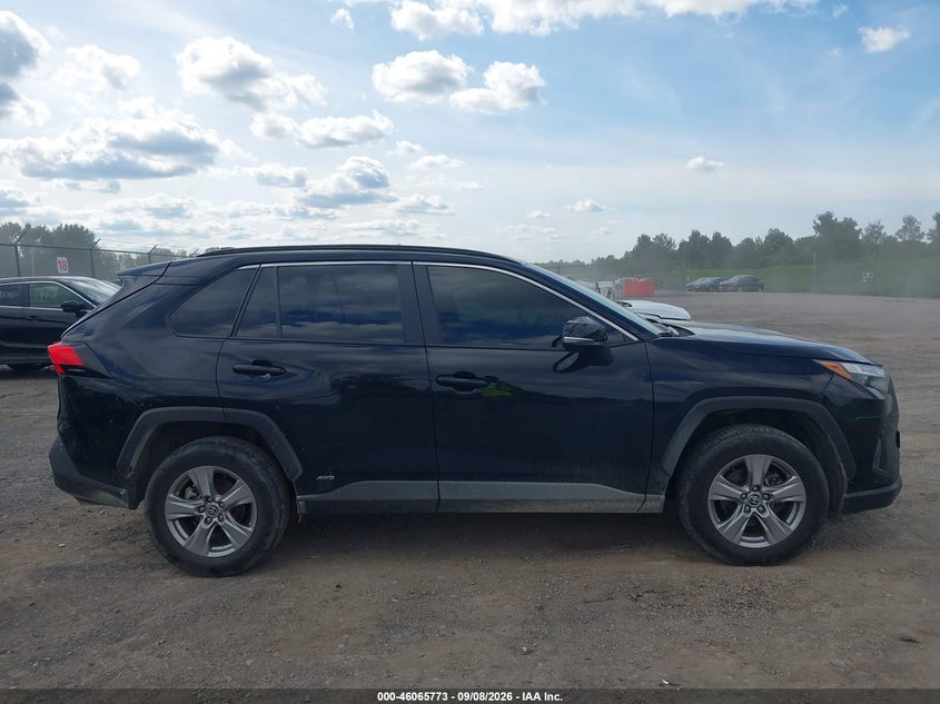 TOYOTA RAV4 HYBRID - zdjęcie 13