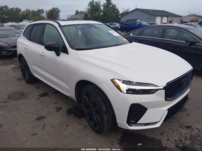 VOLVO XC60 - zdjęcie 1
