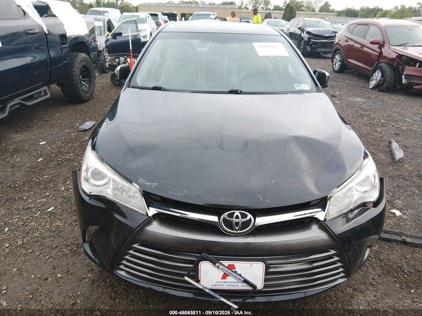 TOYOTA CAMRY - zdjęcie 12