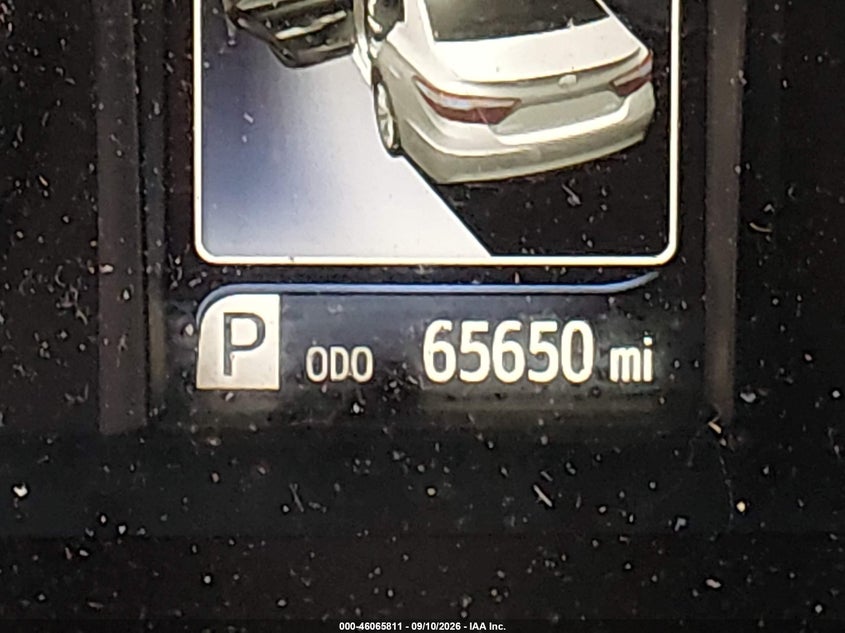 TOYOTA CAMRY - zdjęcie 15