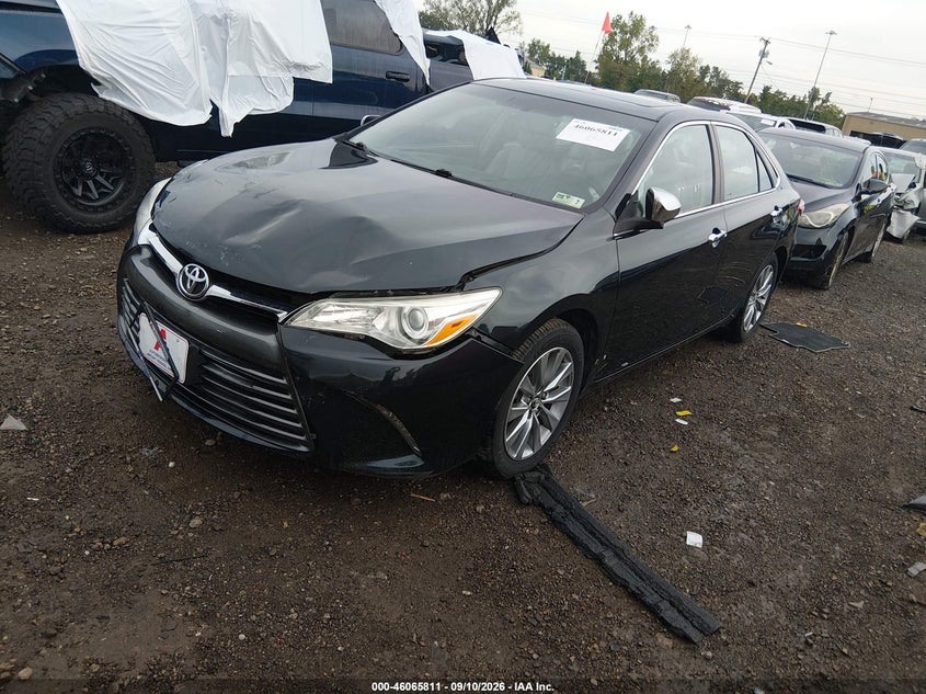 TOYOTA CAMRY - zdjęcie 2