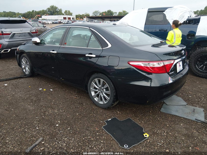 TOYOTA CAMRY - zdjęcie 3