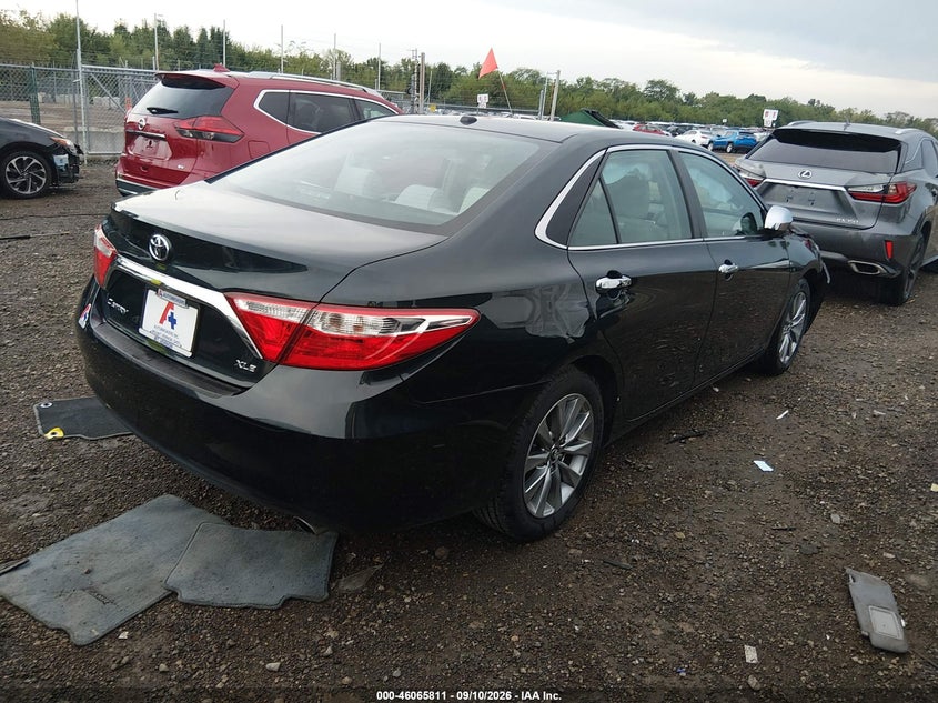 TOYOTA CAMRY - zdjęcie 4
