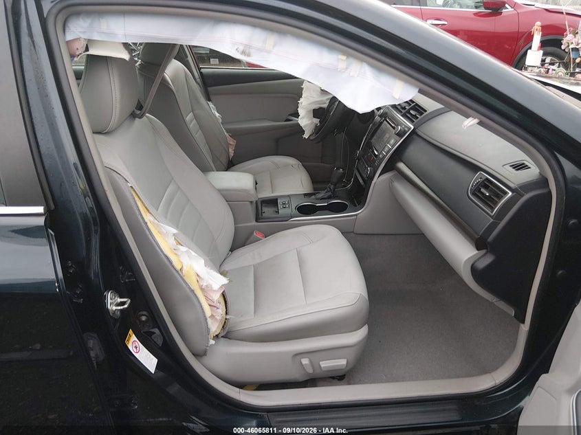 TOYOTA CAMRY - zdjęcie 5