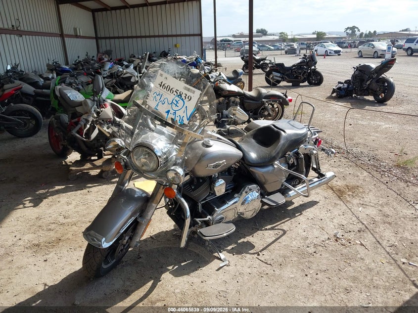 HARLEY-DAVIDSON FLHR 2016