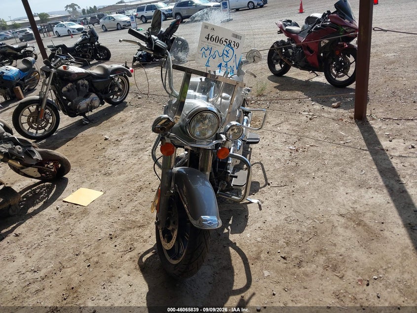 HARLEY-DAVIDSON FLHR 2016
