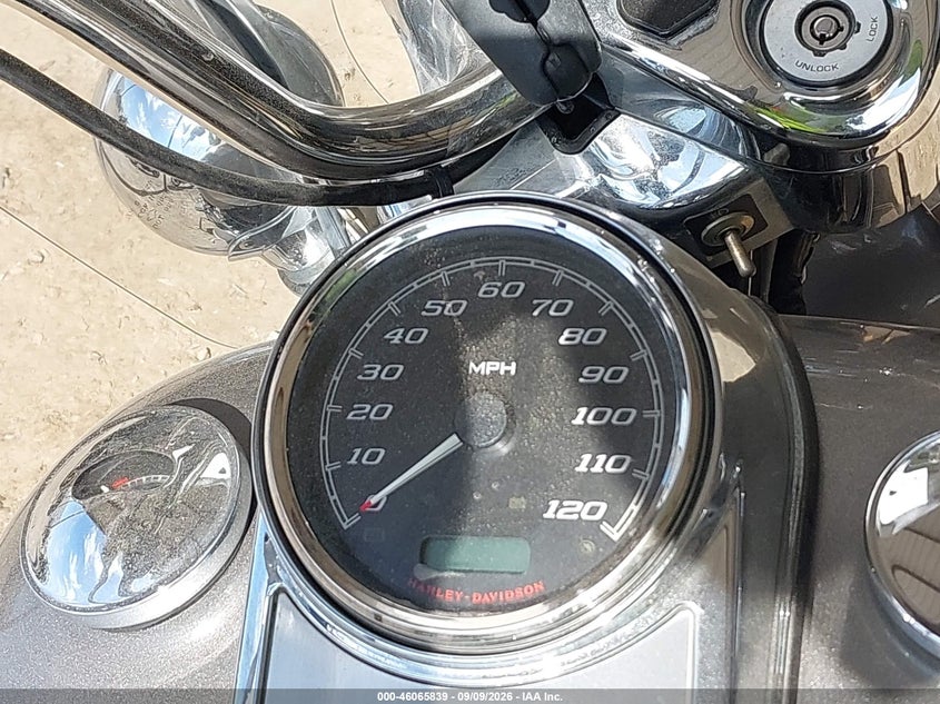 HARLEY-DAVIDSON FLHR 2016