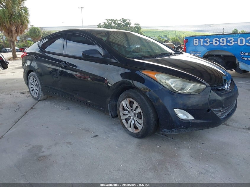 2013 HYUNDAI ELANTRA auction photo 1