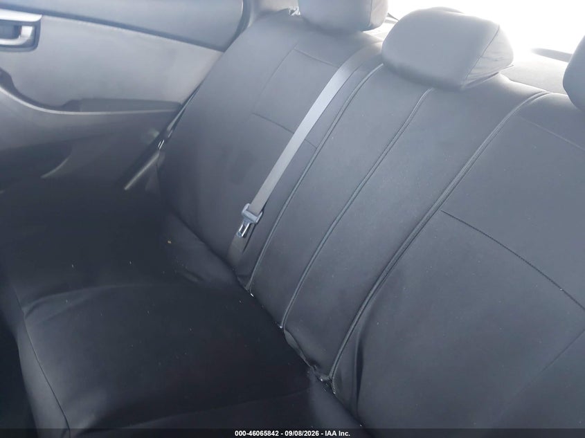 2013 HYUNDAI ELANTRA auction photo 8